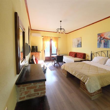 Hotel Loggas Sidhirokhorion Экстерьер фото