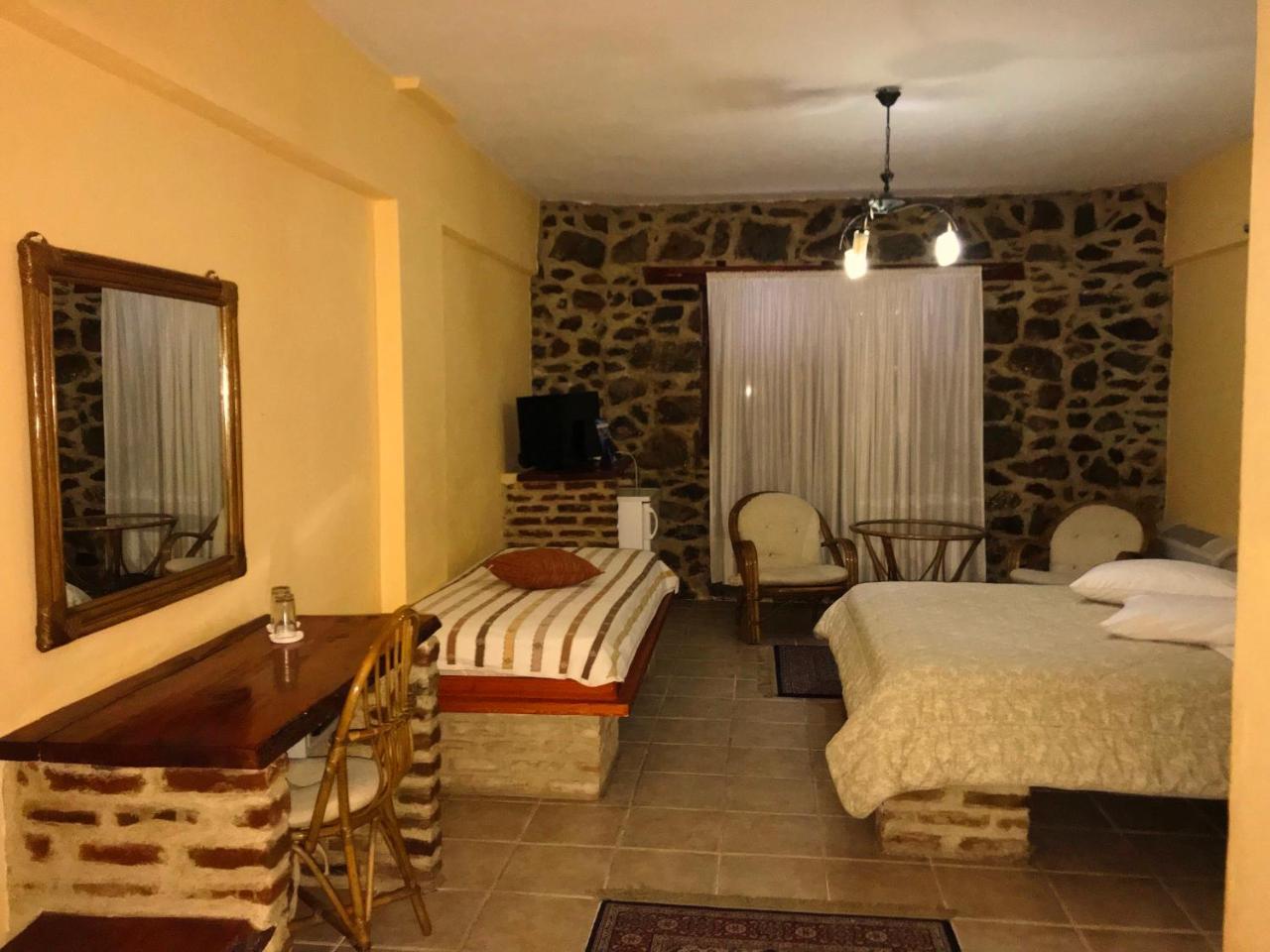 Hotel Loggas Sidhirokhorion Экстерьер фото